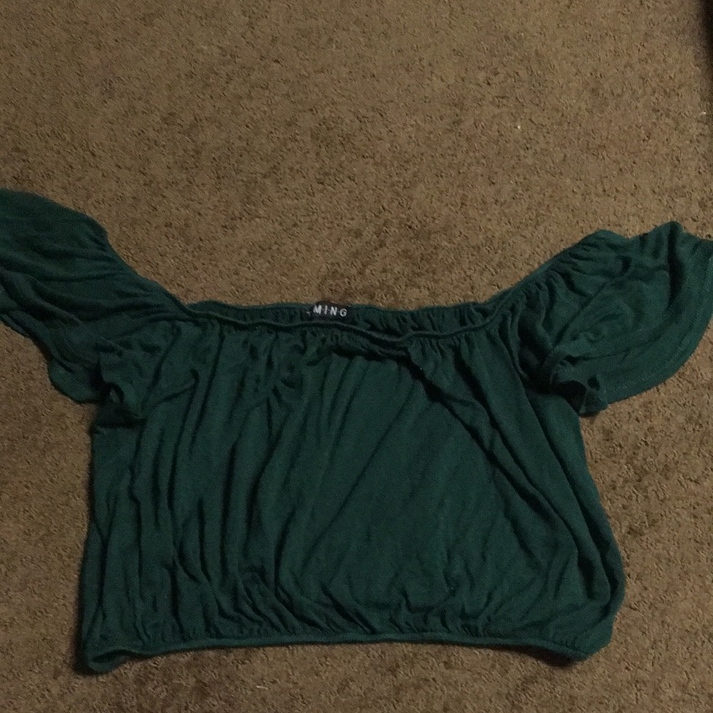crop top-tons of stretch top & bottom of it- deep green- EUC